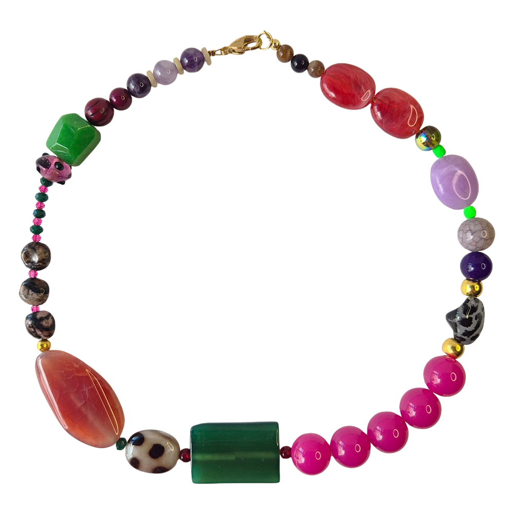 handgemaakte ketting met roze natuursteen groene kleurrijke kralen