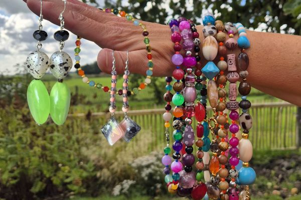 handgemaakte sieraden caruja